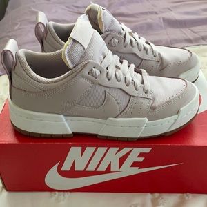 NIKE- Dunk Low Disrupt